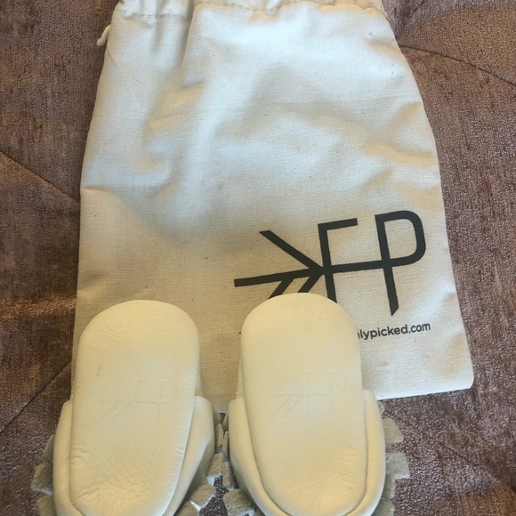 Freshly Picked moccasins Sz 0 - Picture 2 of 3